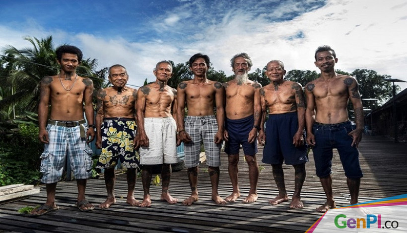 Ekpedisi Melestarikan Tradisi  Budaya Tato  Suku Dayak  Page